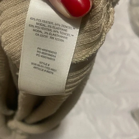 Aritzia💗Babaton Soft Ribbed Mockneck - Picture 8 of 10